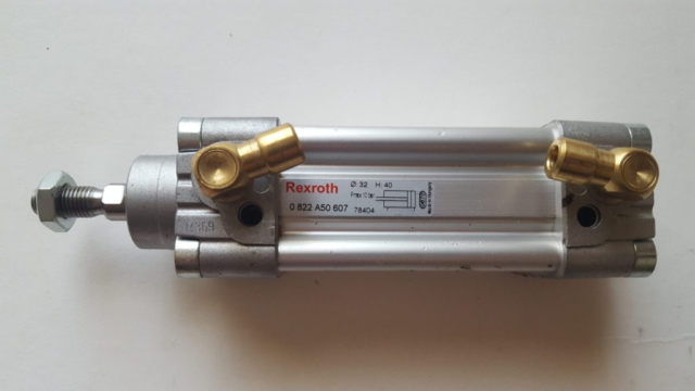 Pneumatic cylinder   pn  00.580.4275